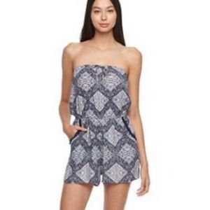 NWT Trixxi Strapless Romper